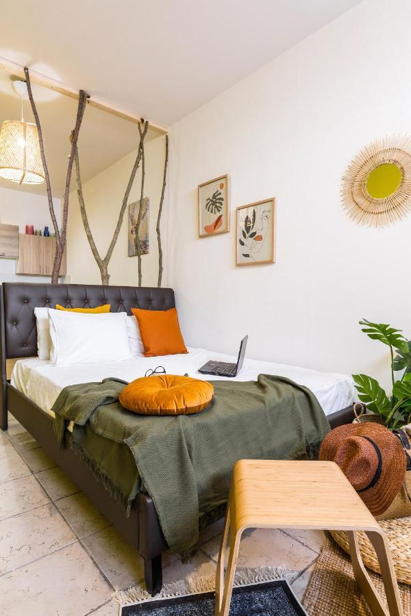 Appartement Erato “wrapped In Myrtle And Roses” *